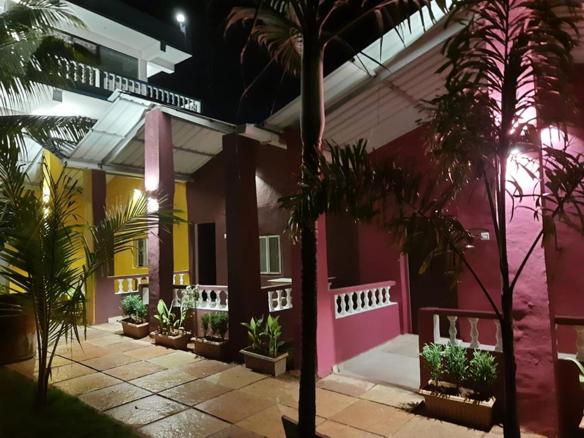 Sandbanks Beach Resort Arambol Exterior foto
